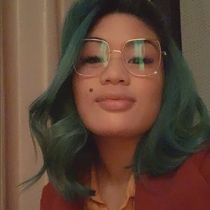 Meet your Posher, Megan